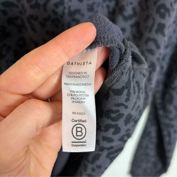 Athleta Pure Luxe Leopard Sweatshirt Top Spring Night Large  #502398 - Picture 6 of 7